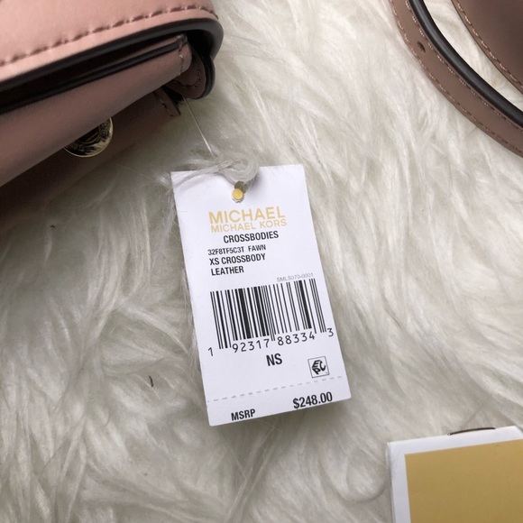 Brand new Michael kors text polished crossbody bag - Picture 2 of 8